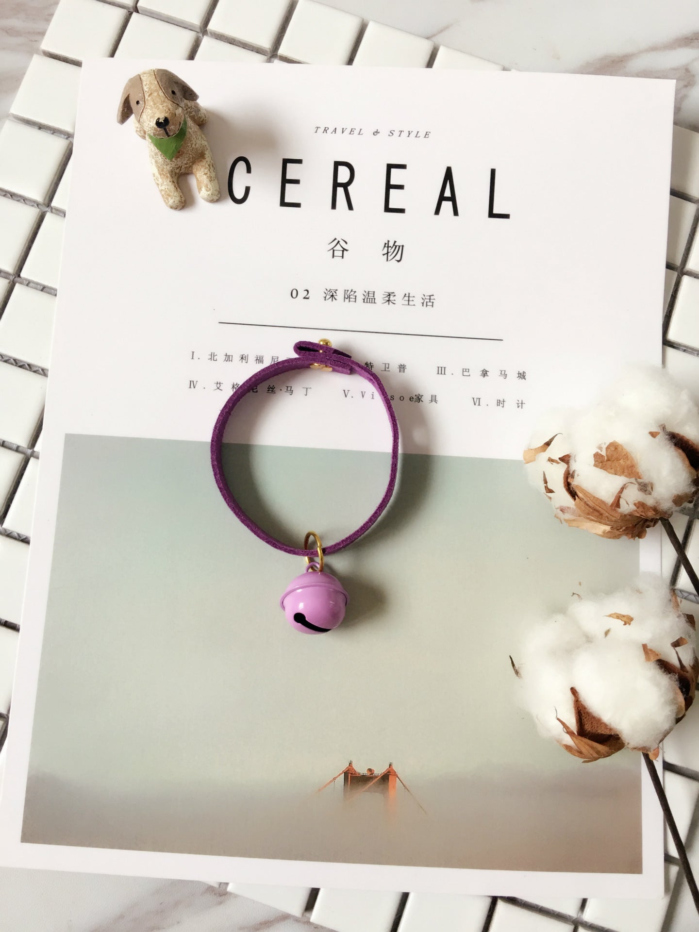 Candy-colored necklace pet bell