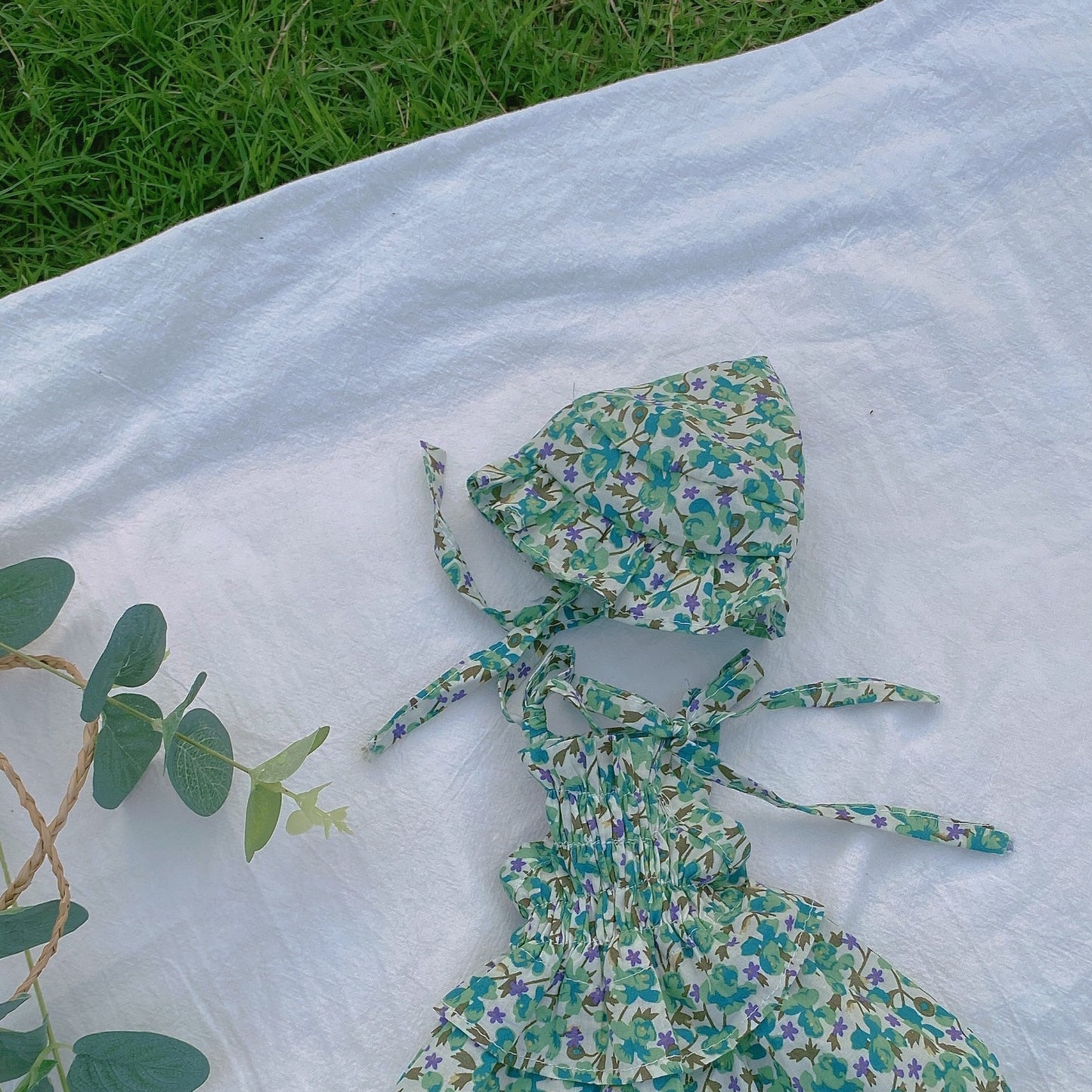 Spring Floral Lavender Pet Sling Skirt Hat Cute Sunscreen Anti-hair Thin Clothes