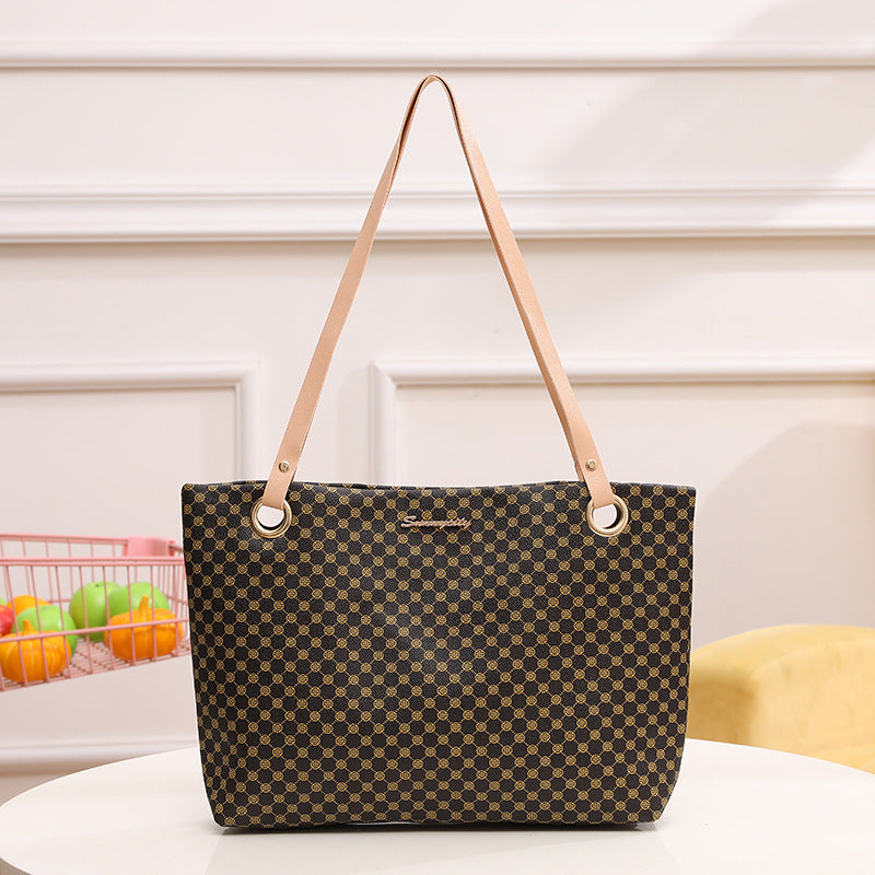 Large Capacity Casual Retro Printed Shoulder Underarm Bag