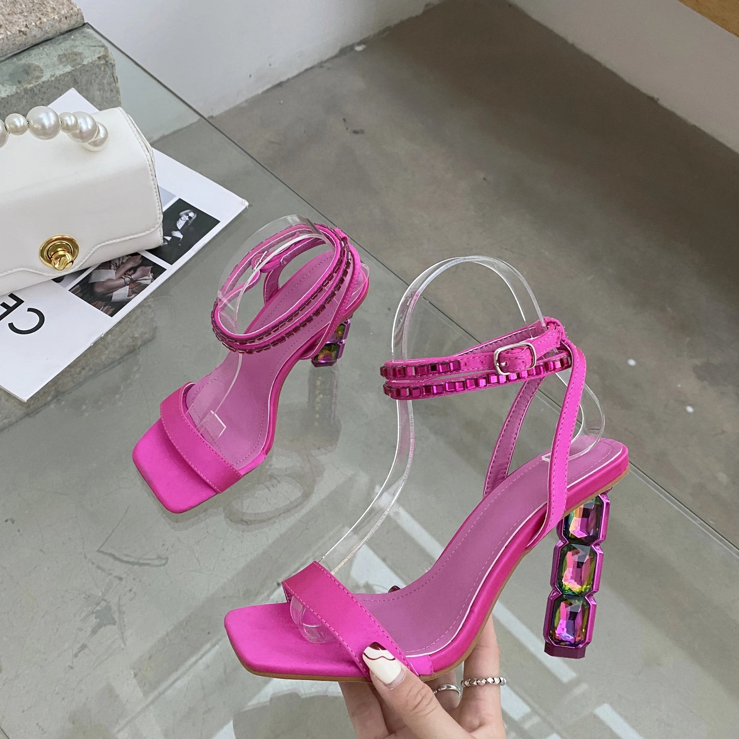 Spring and Summer 2025 New High Heel Rhinestone Ankle Tripping Belt Crystal Heel Women's Sandals