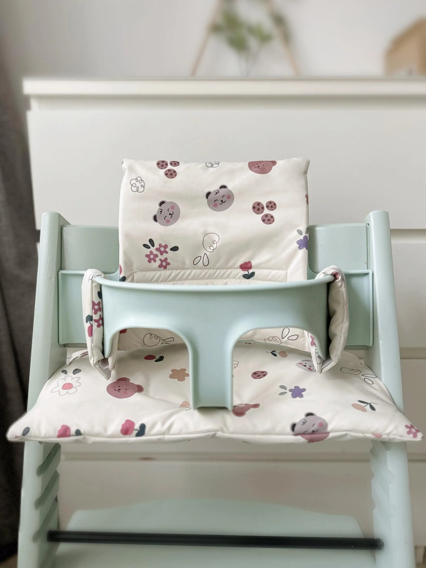 Trendy Anti-Slip Cartoon Chair Seat Cushion Baby Protective Newborn Accessories with Baby Back Cushion for Eating