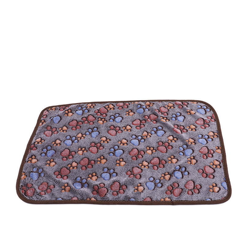 Cross-border pet blanket mat cat and dog flannel blanket autumn and winter warm blanket pet sleeping mat wholesale
