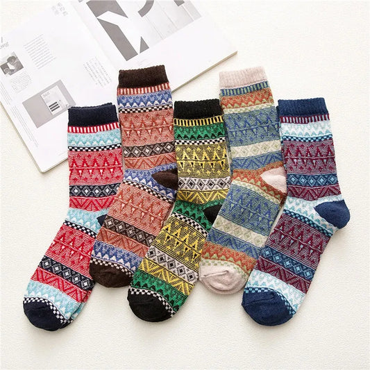 5 Pairs Winter Men's Thicken Sheep's Wool Socks - Warm & Retro | Colorful Fashio