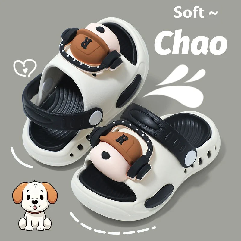 Children's Flip Flops, Anti Slip and Lightweight, Children's Hole Shoes, Soft Soled Cartoon Beach Shoes for Boys and Girls