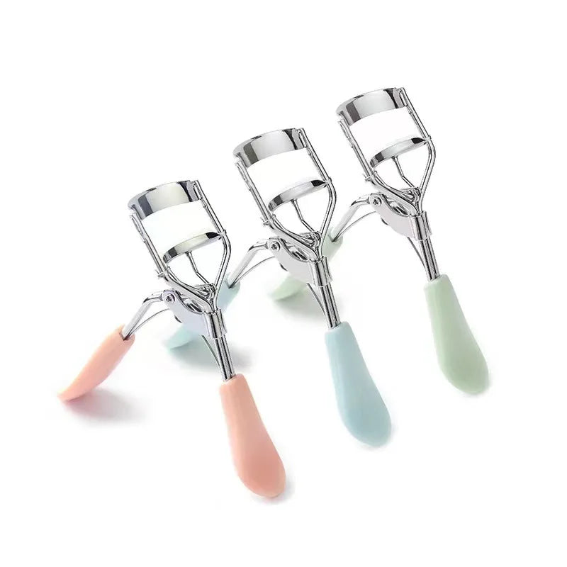 an Eyelash Curler Eyelash Curler With Comfortable Handle False Eyelashes Cosmetics Beauty Makeup Tools