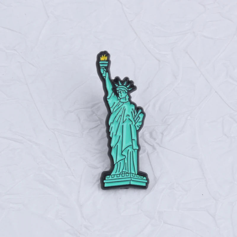 1pc Statue badge Interesting New York hard enamel pin
