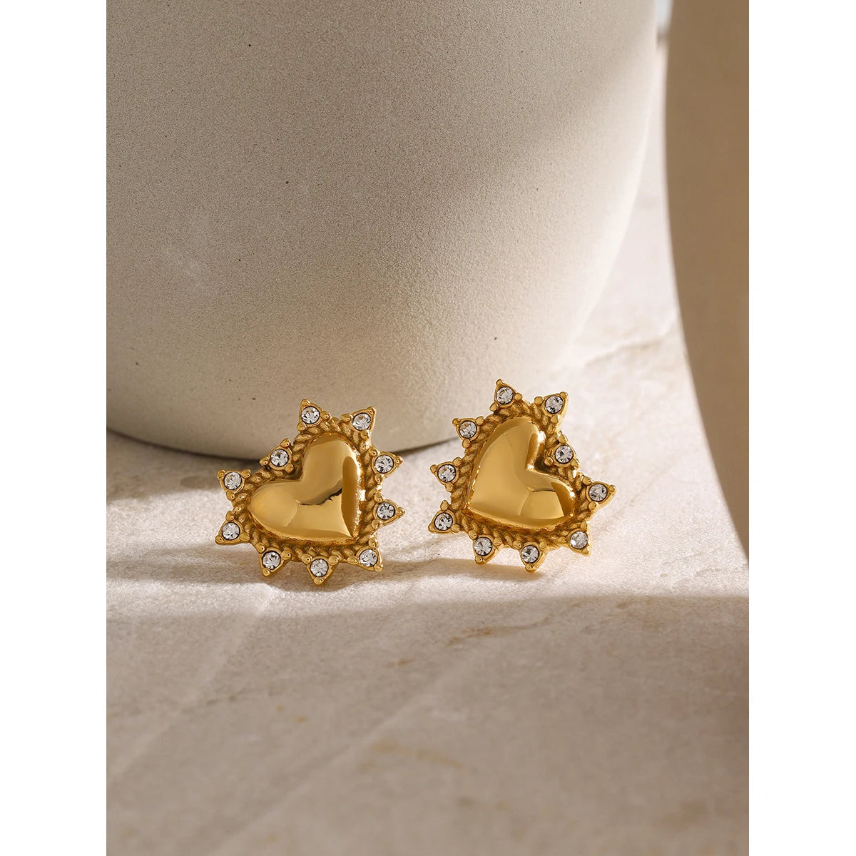 Uworld Luxury Rhinestone Inlay Heart Stud Earrings for Women Stainless Steel 18K PVD Plated Texture Waterproof Charm Jewelry