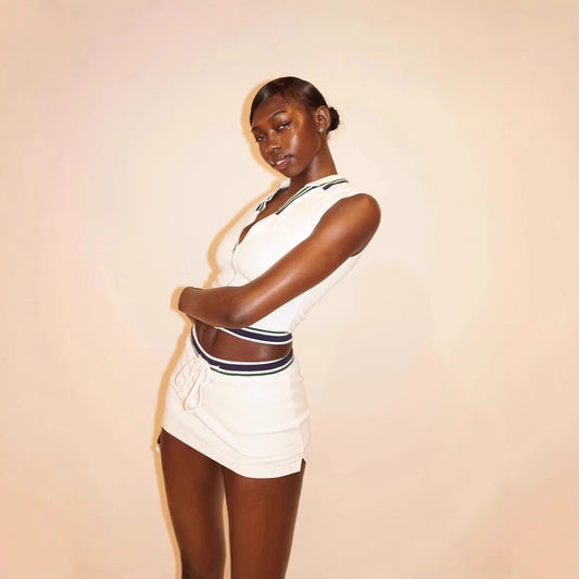 Women's Sporty Casual Shirt With A Collar Paired With A Skirt Or Pants