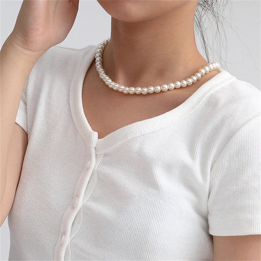 Elegant And Fashionable Necklace For Women