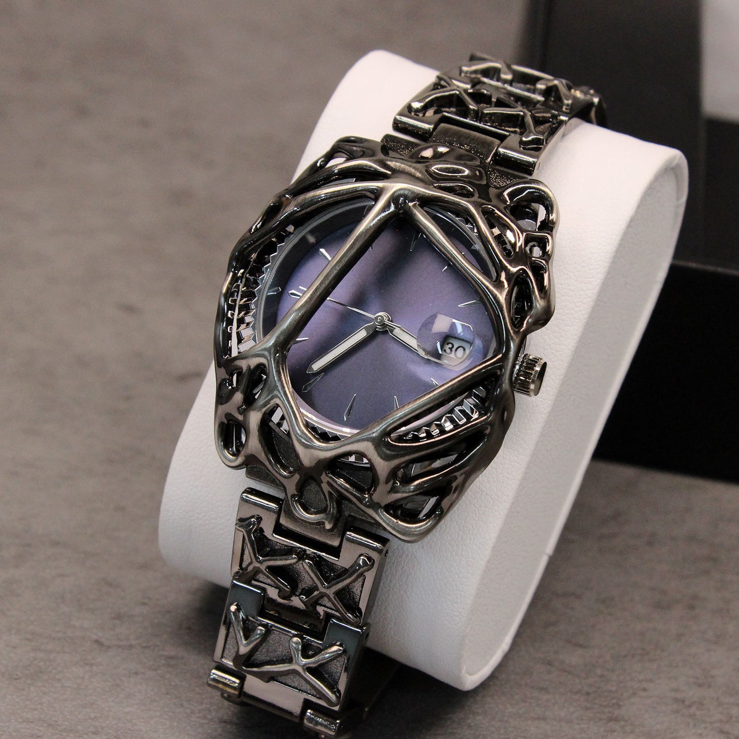 European And American Special-shaped Advanced Special-interest Design Watch