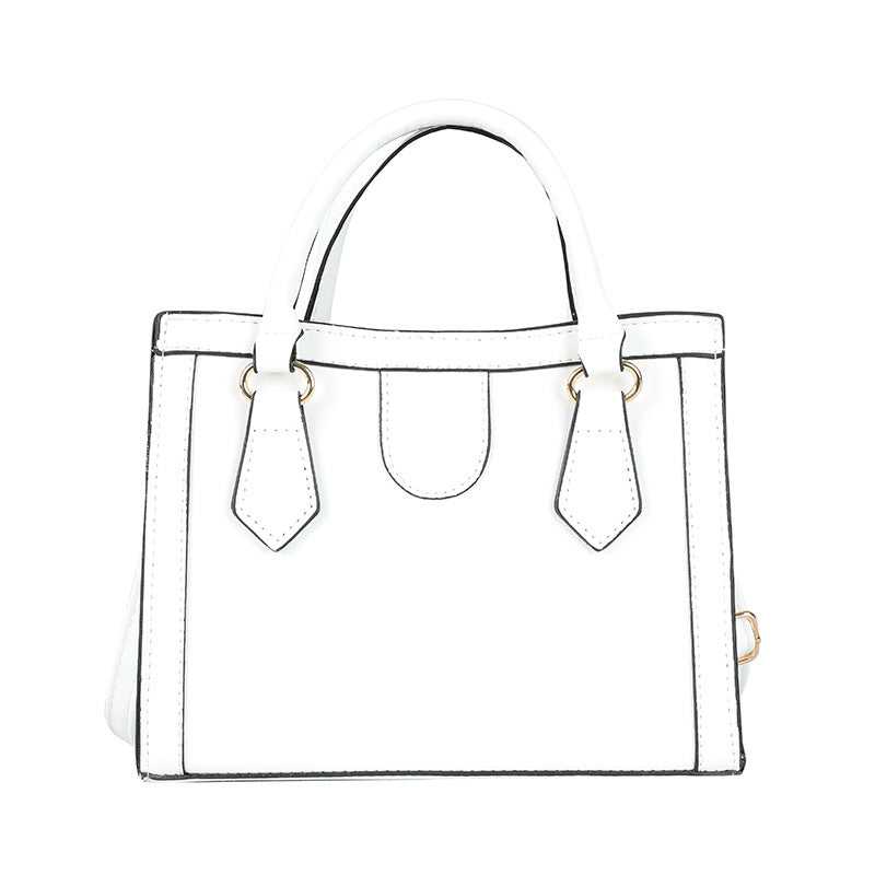 Women's Fashion Simple And Popular Portable Messenger Bag