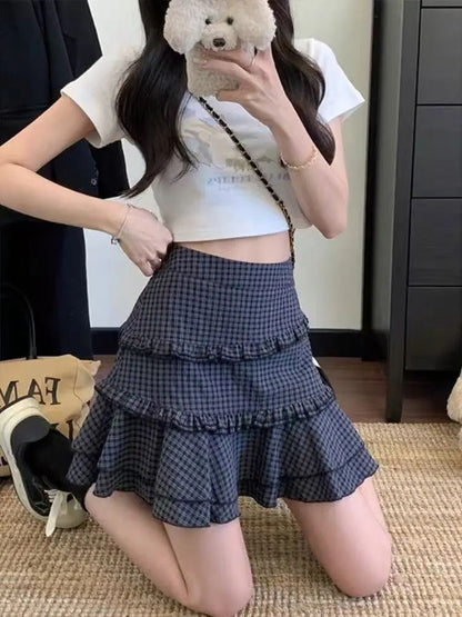 Retro plaid design, ruffled high-waisted A-line mini skirt