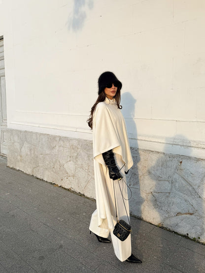 Solid Color Knitted Turtleneck Cape