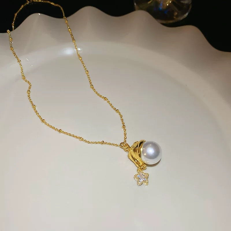 Romantic Pearl Christmas Hat XINGX Necklace Special-interest Design Exquisite Retro Affordable Luxury Clavicle Chain