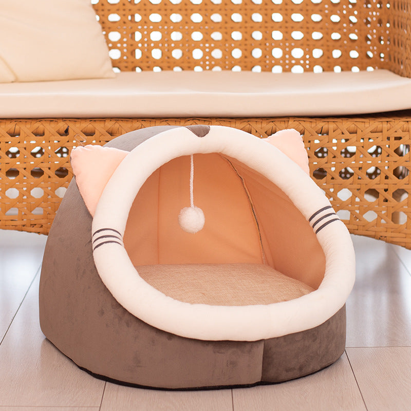 Winter pet cat house with velvet