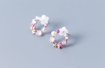 Diamond flower pearl earrings