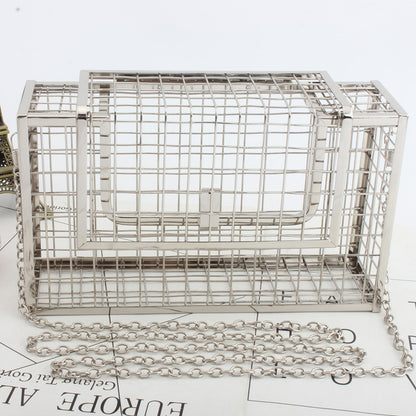 Metal hollow shoulder bag European and American fashion clutch iron mesh chain messenger dinner bag