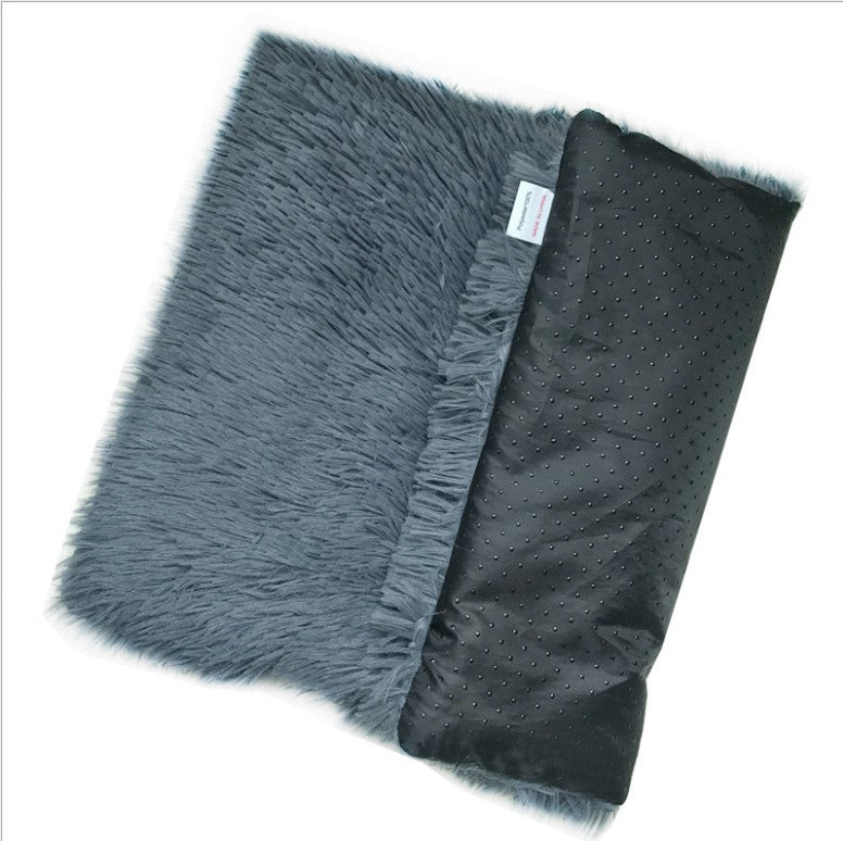 Washable Non-Slip Plush Pet Mat For Large, Medium And Small Dogs In Autumn And Winter