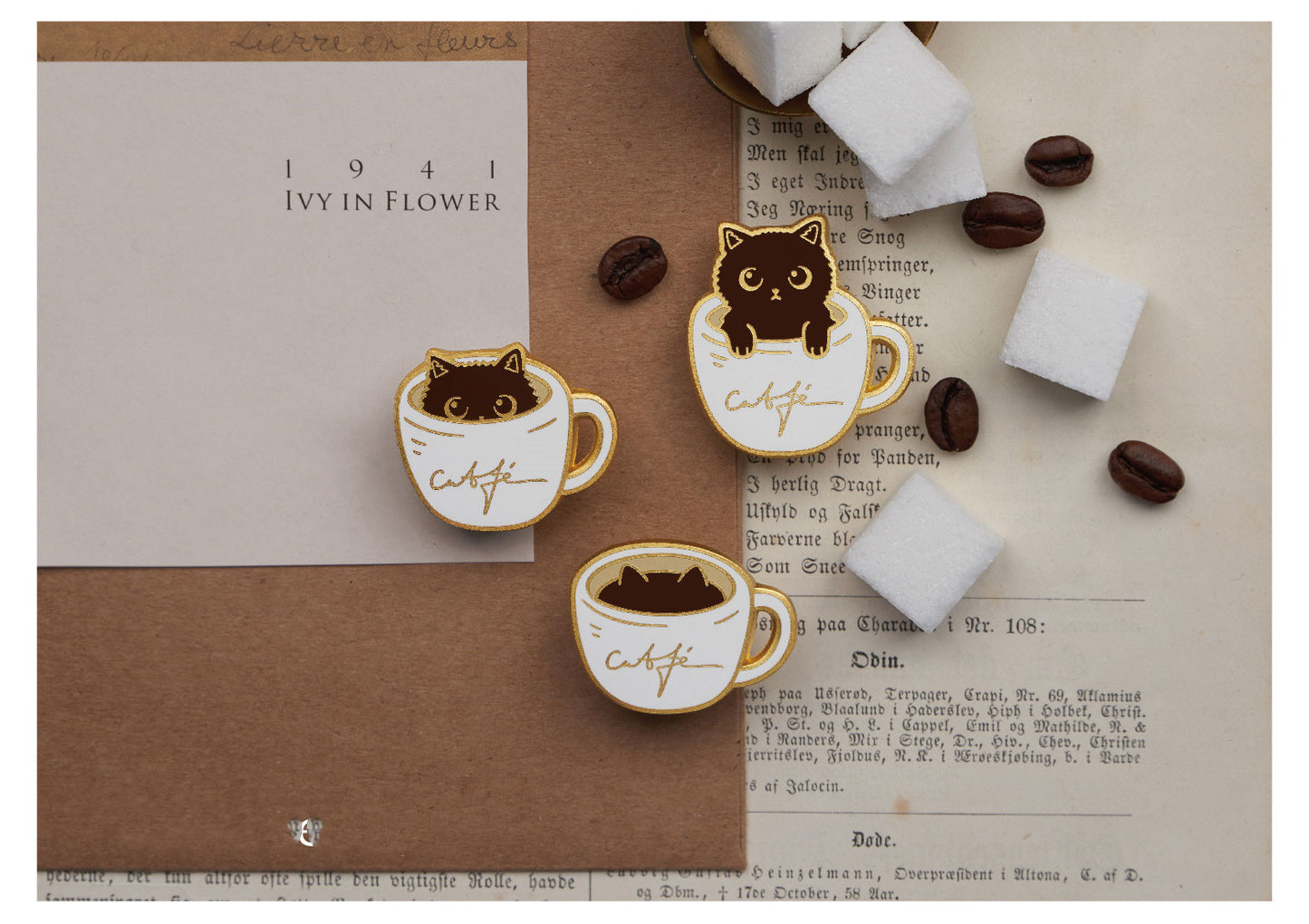 Coffee Cat Designer Original Brooch Creative Badge Cute Couple Cat Queen's Day Gift Jewelry