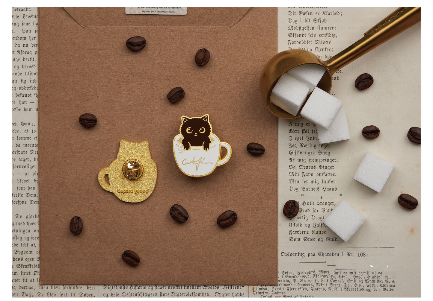 Coffee Cat Designer Original Brooch Creative Badge Cute Couple Cat Queen's Day Gift Jewelry