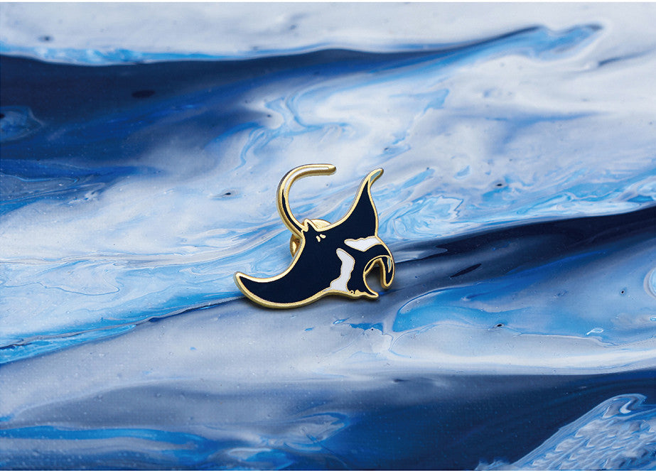 Shark Brooch Designer Original Creative Badge Trend Fashion Simple Queen's Day Gift Jewelry