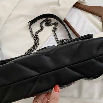 Fashion Ladies Simple Chain Messenger Bag