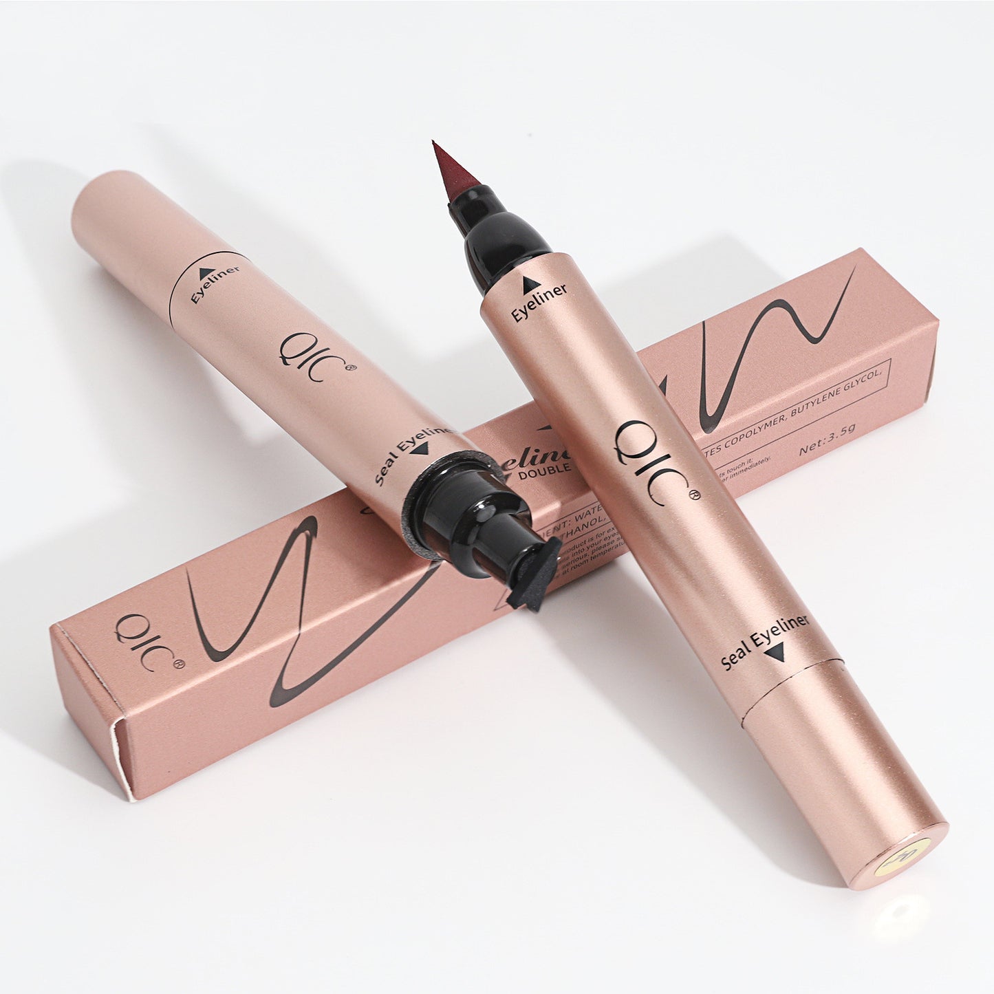 Color Stamp Double-ended Delta Wing Eyeliner