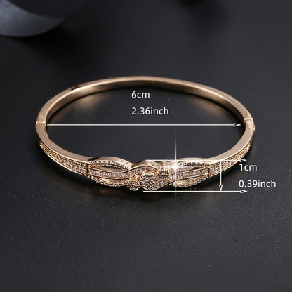 Women's Elegant Golden-Tone Bracelet - Interlocking Loop Design with Sparkling Accent Stones, Everyday & Party Jewelry for Formal Casual Outfits - Year-Round Luxury Accessory, Synthetic Zirconia Stone Embellishments, Highend