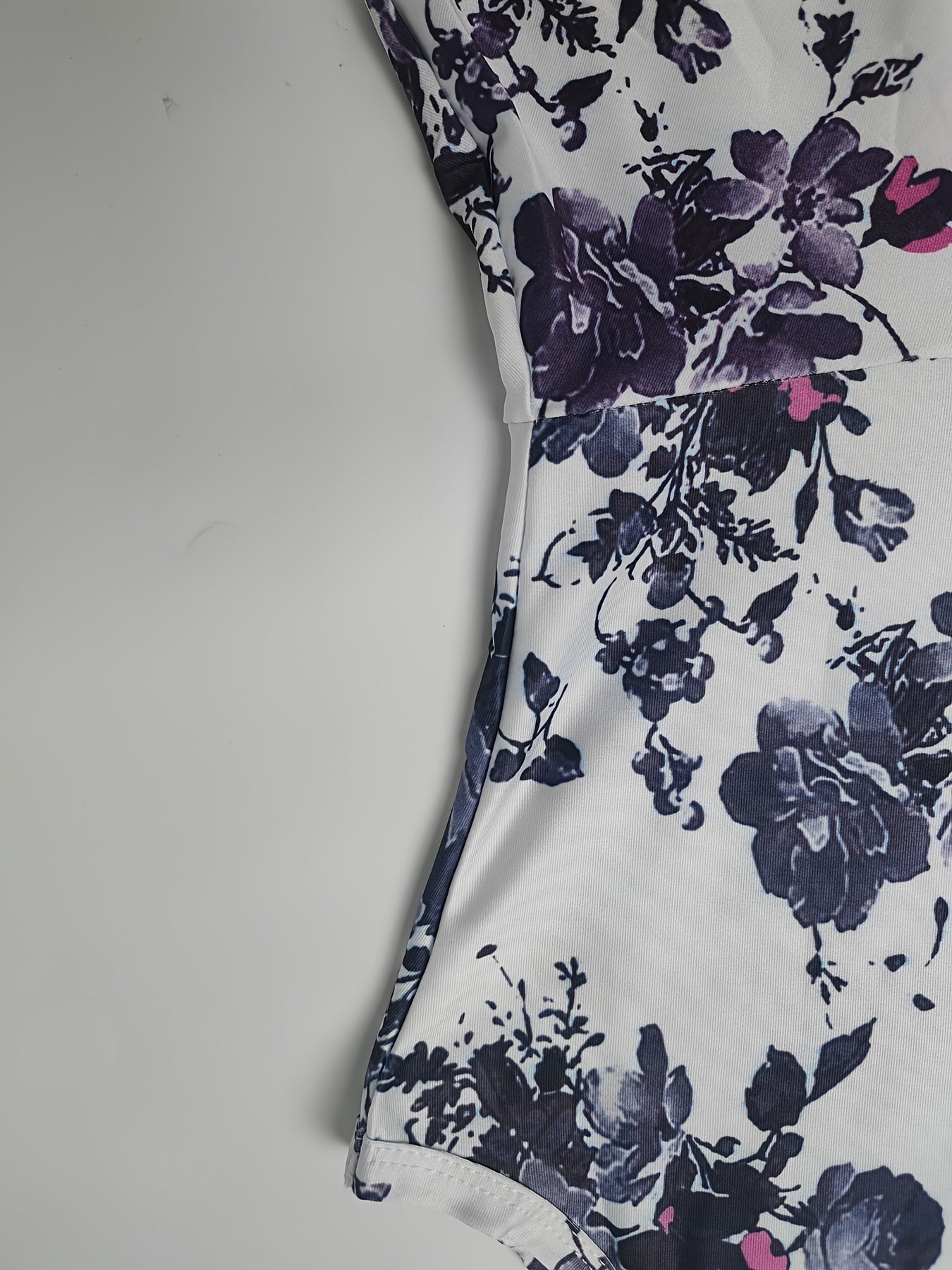 Romantic Floral Print Sleeveless Beach Dress - Flattering Squared Neck, High Waist Ruffle Hem, Perfect for Fashionable Womens Summer Wardrobe