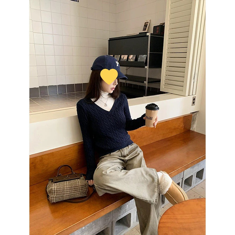 Women's Clothing Is Super Stylish With A High-end Simple And Versatile Cable-knit V-neck Sweater