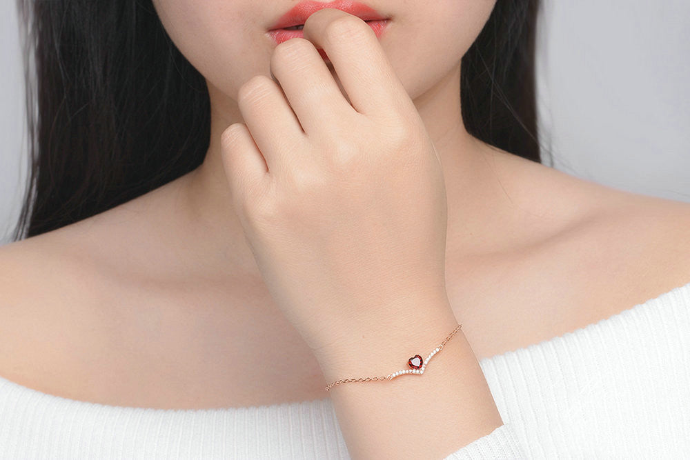 Natural heart shaped red pomegranate bracelet
