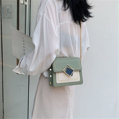 Wild chain small bag