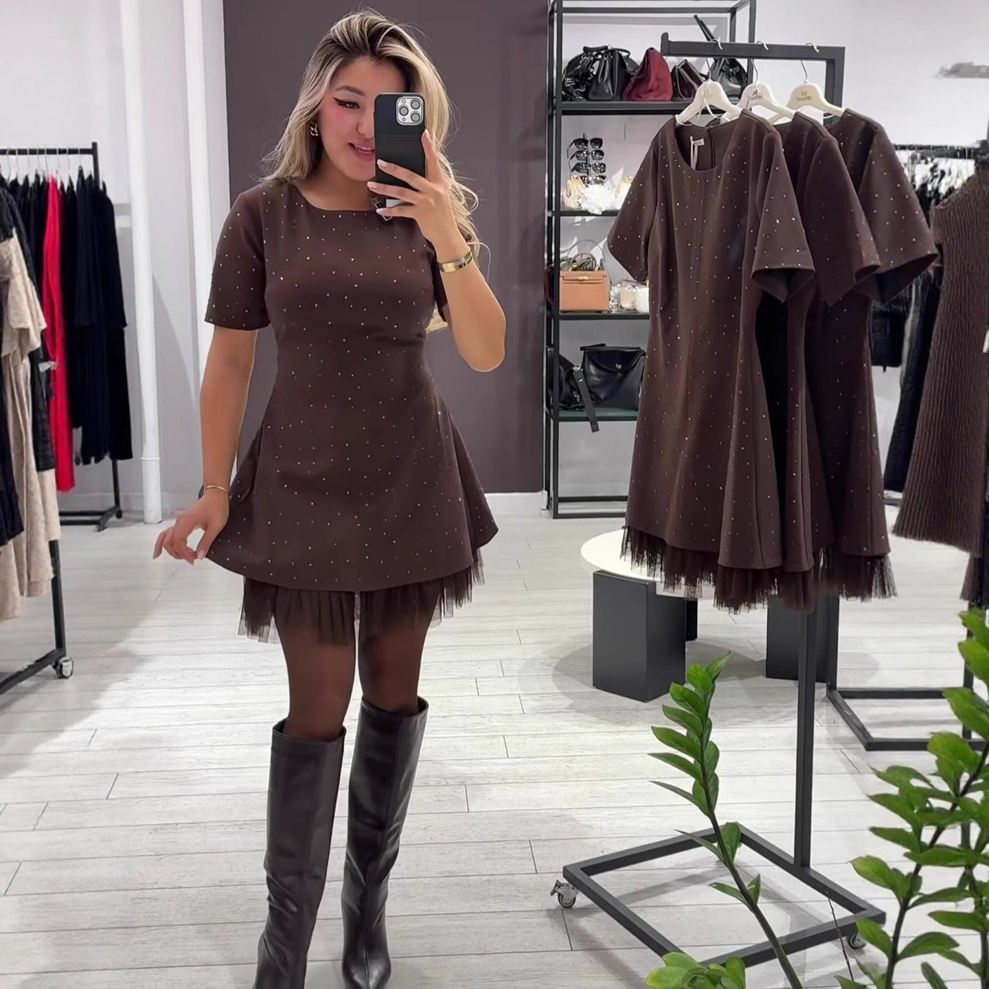 Women's Round Neck Short Sleeve Rhinestone Slimming Lace Trim Dress