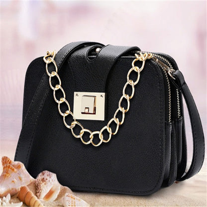 Chain shoulder bag