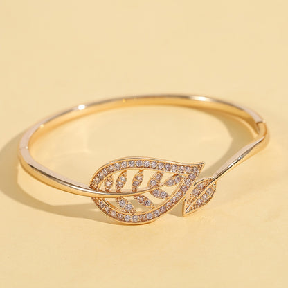 Leaf Shape Shiny Bangle Inlaid Rhinestones 14K Plated Alloy Bangle Bracelet For Women Daily Wear