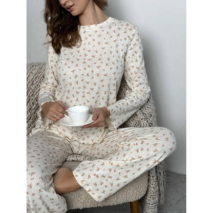 Women's Spring And Summer Floral Print Bell Sleeve Round Neck Top Wide Leg Pants Home Wear Suit