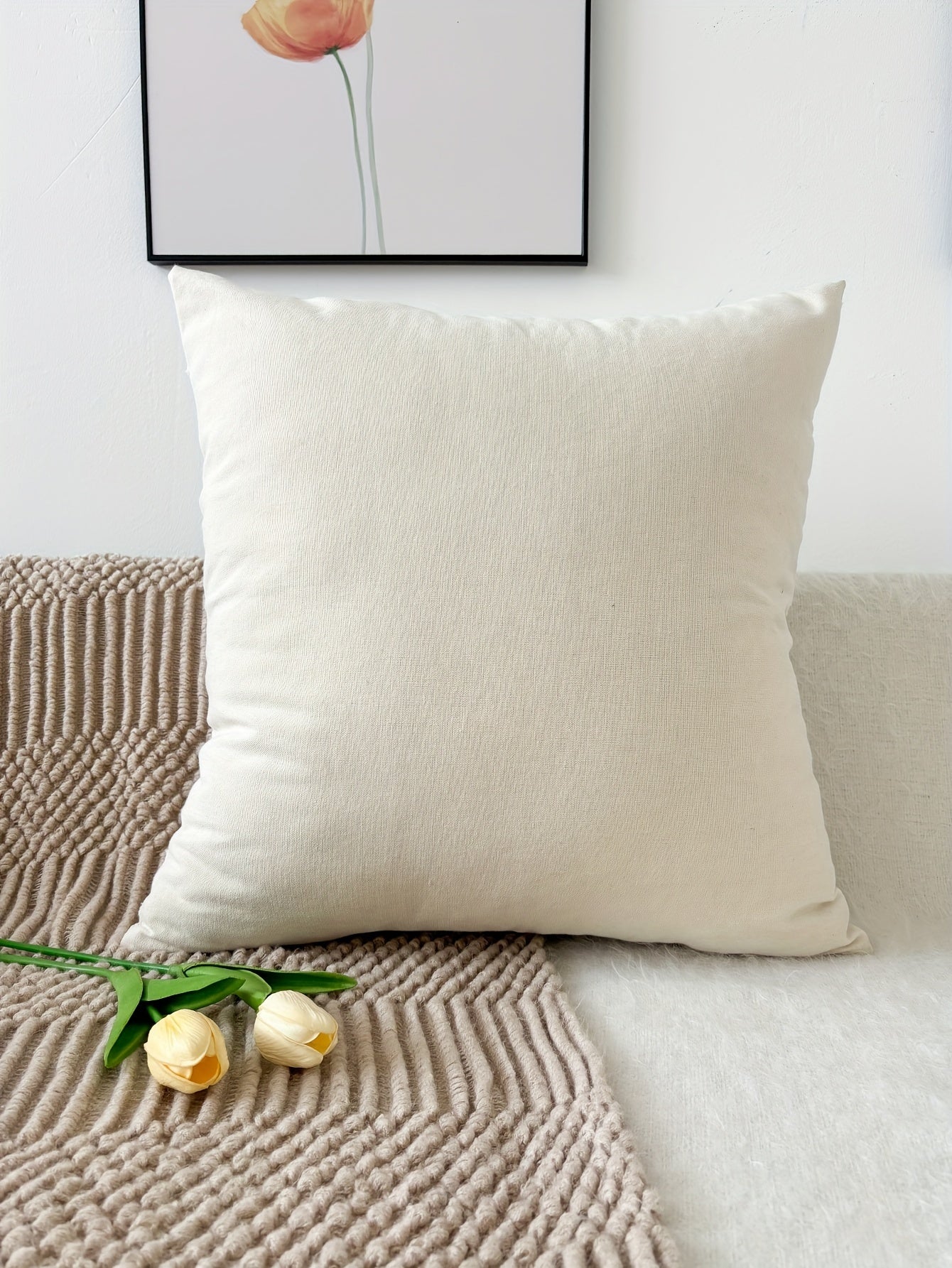 Elegant Floral Mandala Cushion Cover - Contemporary Woven Design with Zipper, Perfect for Any Room, Pillow Not Included
