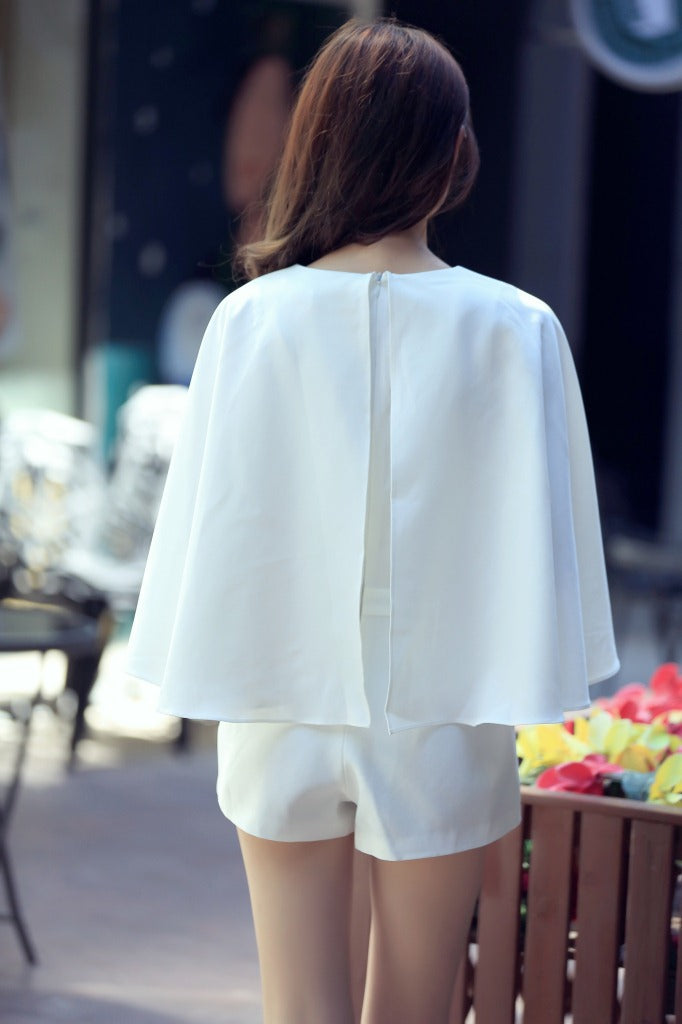 2020 Summer new European and American black simple V-neck batwing sleeve jumpsuit jumpsuit shorts suit chic pet black