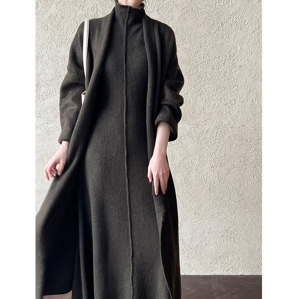 Women's Long Warm Sleeveless Turtleneck Dress Two-piece Set