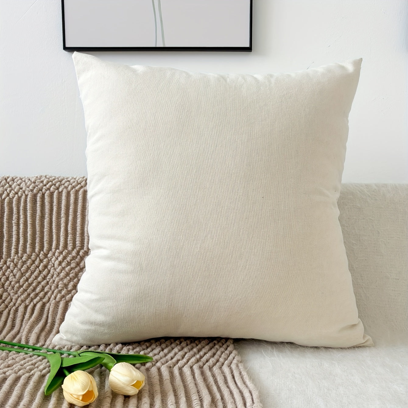 Elegant Floral Mandala Cushion Cover - Contemporary Woven Design with Zipper, Perfect for Any Room, Pillow Not Included
