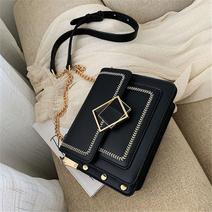 Wild chain small bag