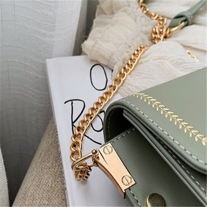 Wild chain small bag