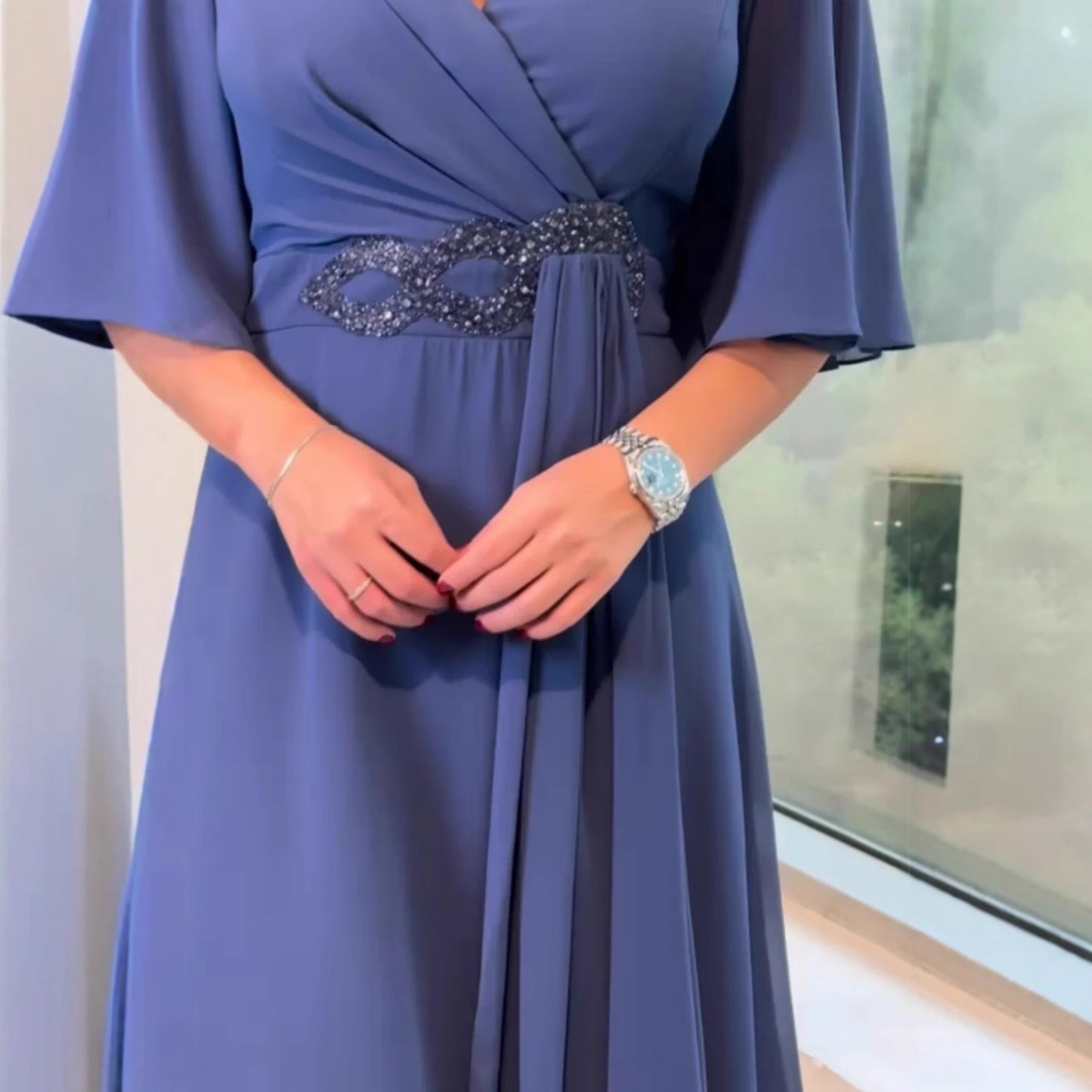 Fashionable New V-neck Pleated Women's Dress