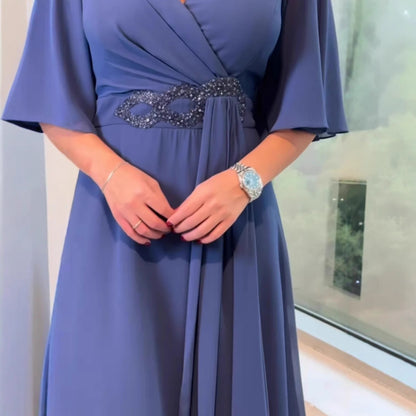 Fashionable New V-neck Pleated Women's Dress