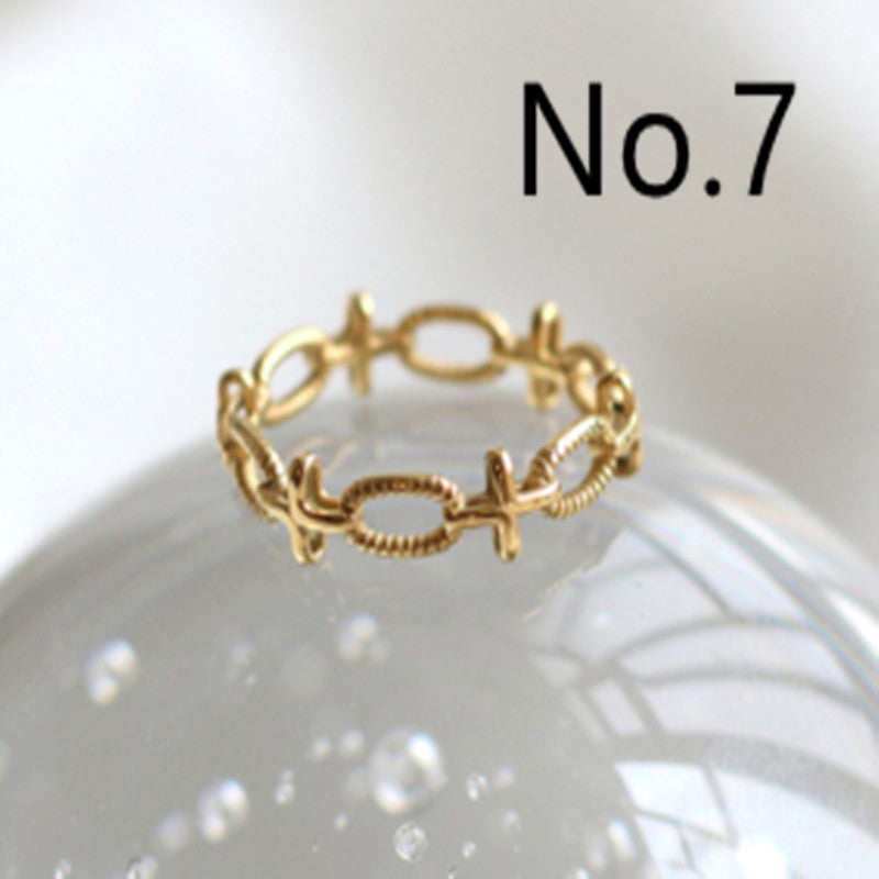 Leichtes Luxusdesign, beliebter goldener hohler Edelstahlring