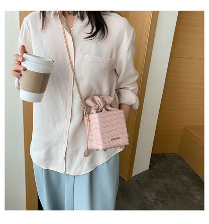 One shoulder messenger bag fashion chain