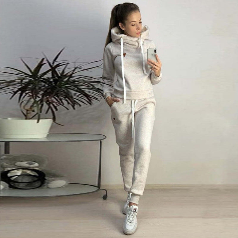 New Women's Fleece Fashion Leather-label Casual Sportswear Set