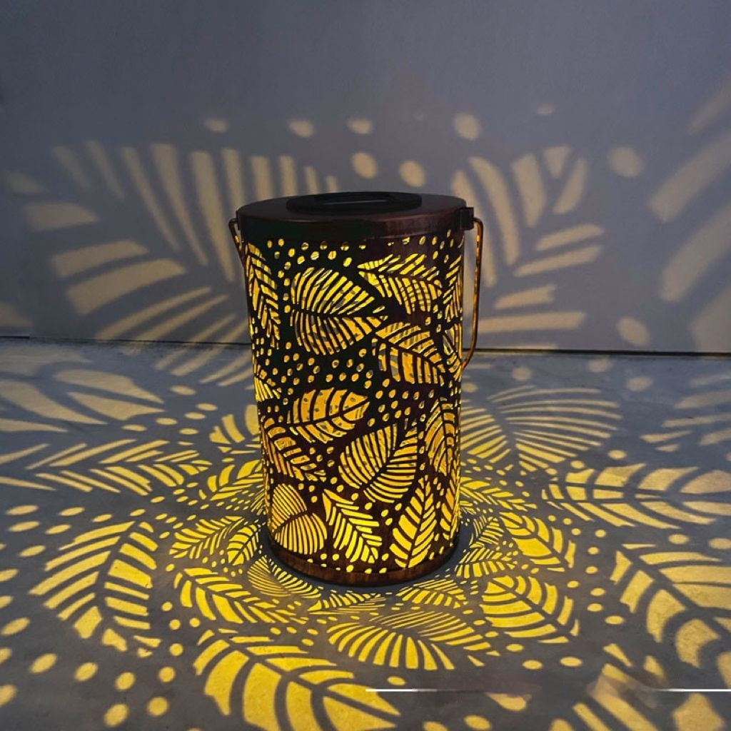 Cross-border Retro Solar Lantern Iron Hollow Storm Lantern Courtyard Decoration Desk Lamp Garden Projection