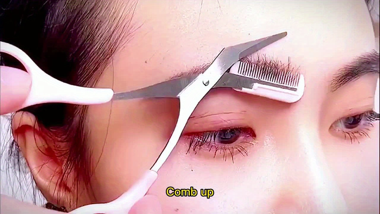 Eyebrow Trimmer Scissor with Comb Facial Hair Removal Grooming Shaping Shaver Cosmetic Makeup Accessories, Eyebrow Grooming Kit, Scissers for Eyebrow, Eyebrow Kit for Women, Eyebrow Stamp Kit Set, Eyebrow Clippers