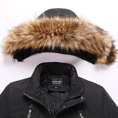 mittellanger, wattierter Trenchcoat für Herren